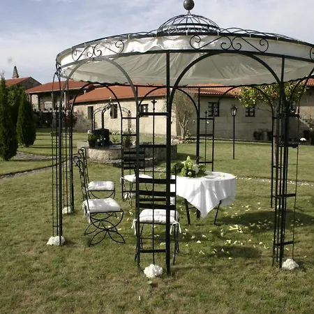 Casa Rousia