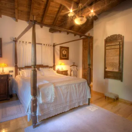Casa Rousia *